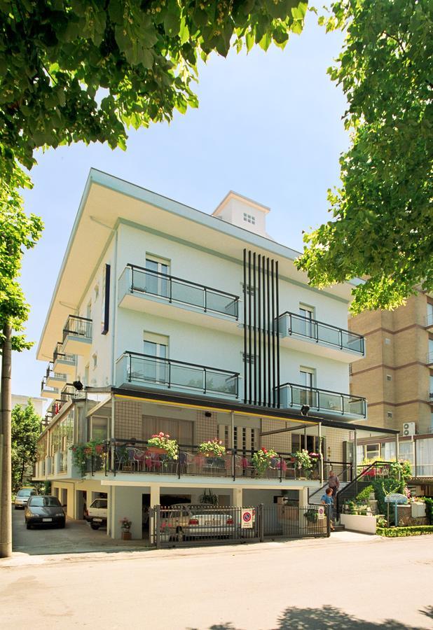 Hotel Latini Rimini Exterior photo